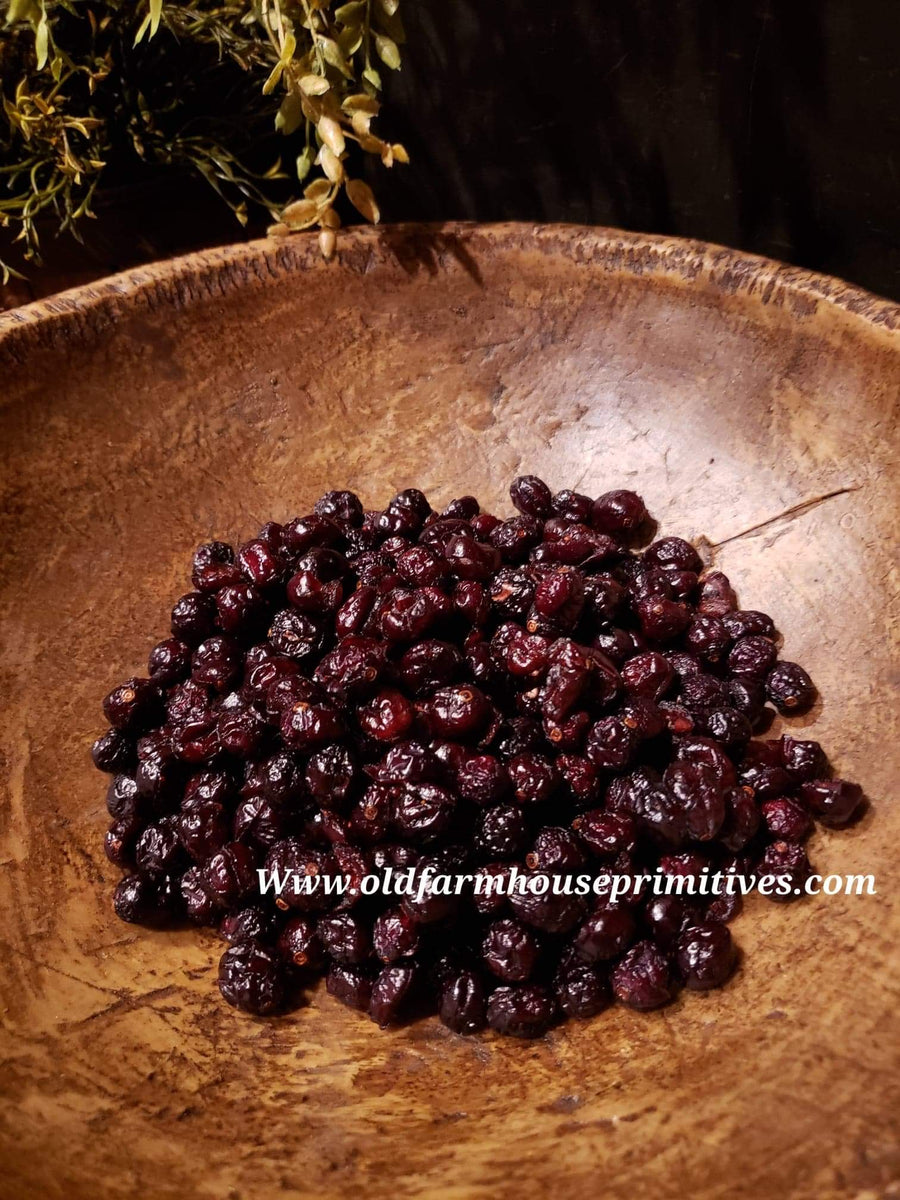 BJBC69 Primitive Colonial Dried Dark & Plump Cranberry Garland 2' – Old  Farmhouse Primitives