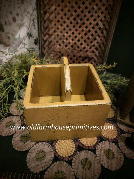 WHRB-MS  Primitive Mustard Remote Tote