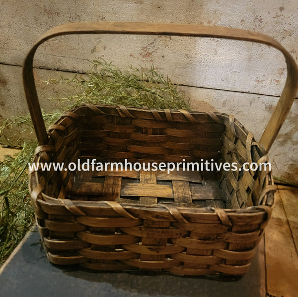 #WGFR-CM Primitive "Caramel" Fruit Basket MADE IN THE USA