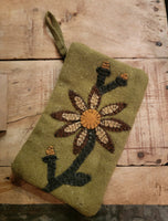 #HSD213891 "Jasmine Pine" Folk Wool Pouch