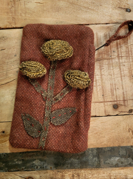 #HSD216748 "Chelsea Red" Folkart Wool Pouch