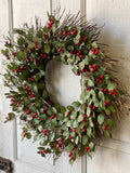 XND2006  22In Holly Wreath w/ Berries