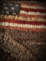 #PCDF16 Primitive Americana Hooked "Crow 🐦‍⬛ With Flag" 🇺🇸 Wool Rug ~ Made In USA