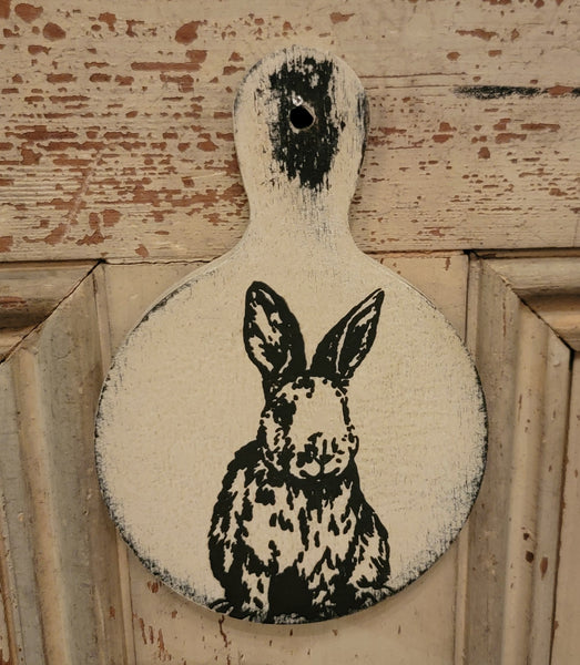 #WHBCB-WH   Small "Bunny Cutting Board"-Antique White 6X4 Inch