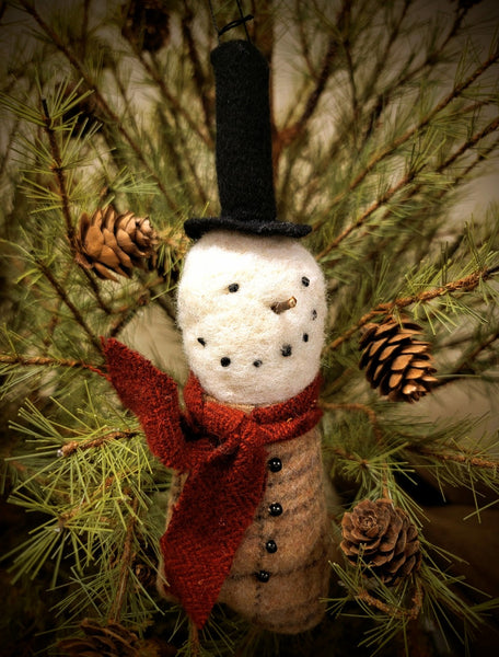 #LESMO  Primitive Handmade Wool Snowman Ornament