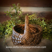 #LMB-19 Primitive Small #5 "Desert Brown" Egg Basket